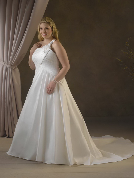Plus-size-wedding-dresses_20