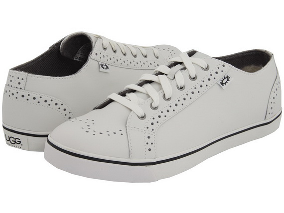 UGG-men-sneakers_32
