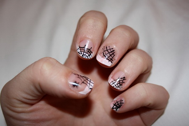 Crazy-Halloween-Nail-Art-Ideas_05