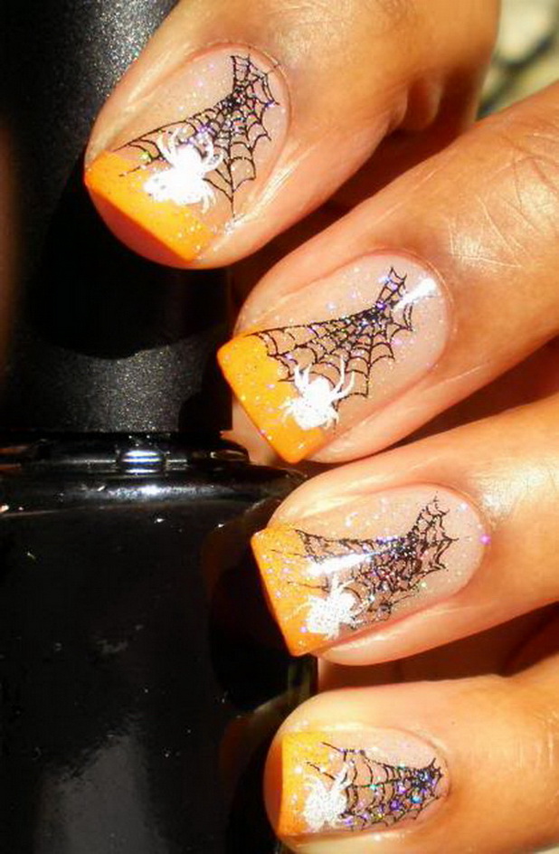 Crazy-Halloween-Nail-Art-Ideas_12