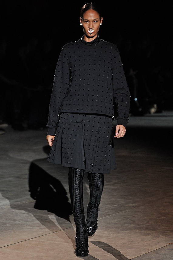 Givenchy-2012-Fall-Winter-Collection-for-Men-_15