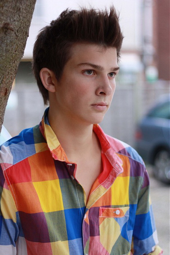 School-Hairstyles-2012-for-Boys_04