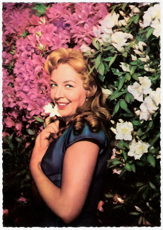 1960s-Hairstyles-for-women_14
