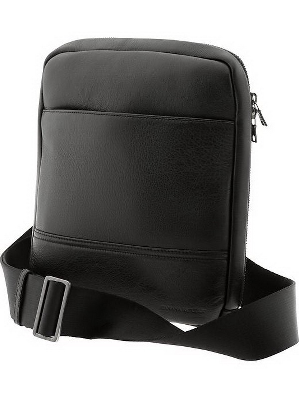 Banana-Republic-Winter-2013-Back-in-Black-Collection-for-Men_34