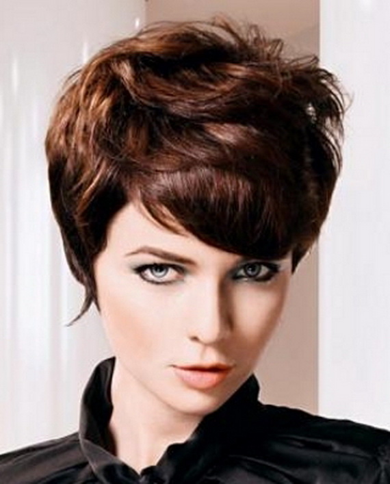 Cool-Layered-Very-Short-Hairstyles-Trends-2011-2012_031