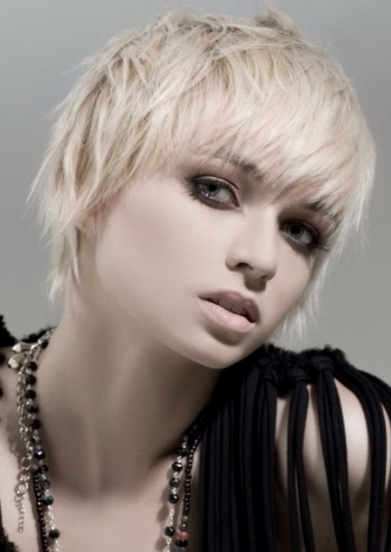 Layered-Haircuts-2012-for-Women_51