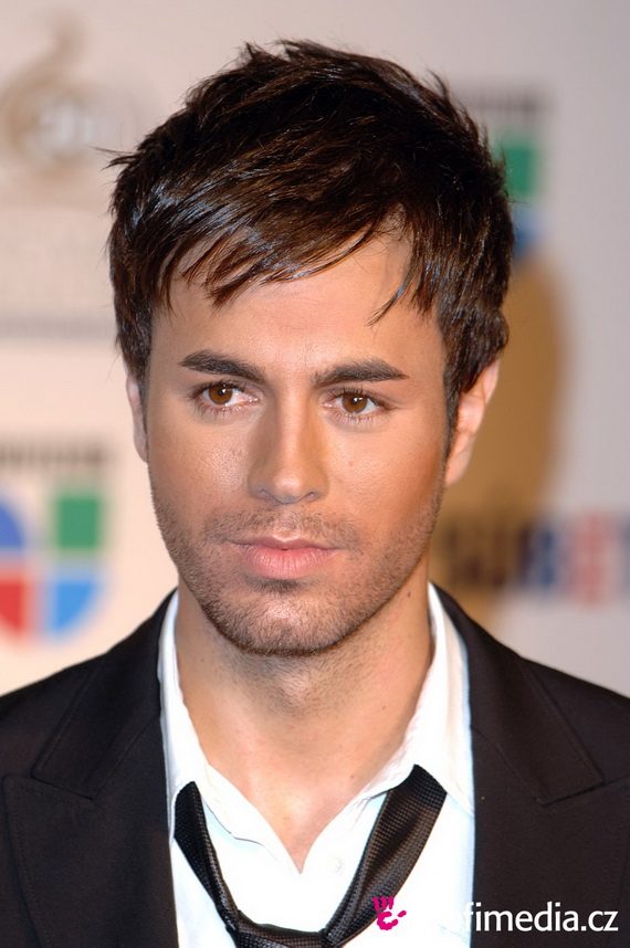 Layered-hairstyles-for-men_25