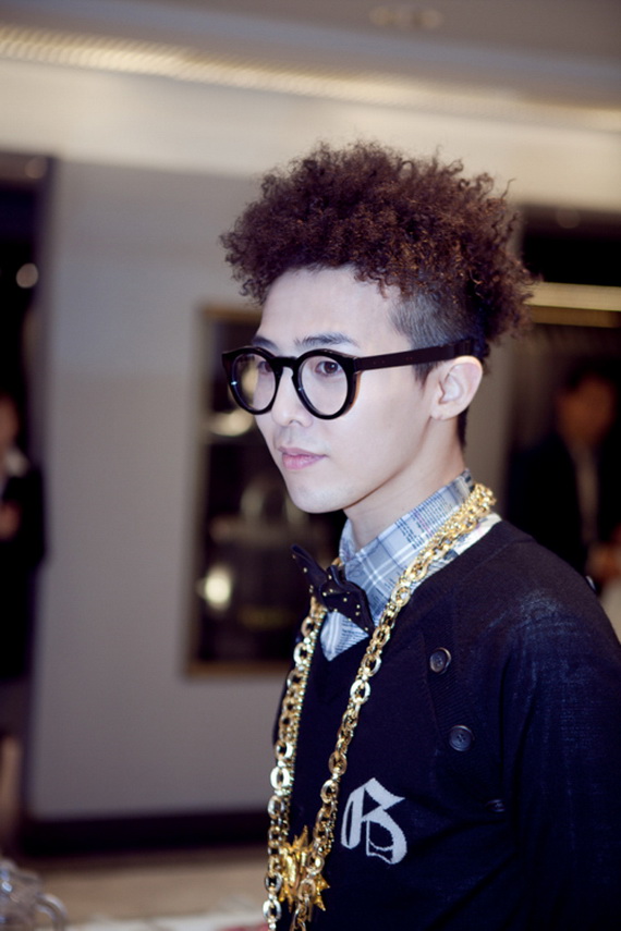 mens-curly-hairstyles-2012_11