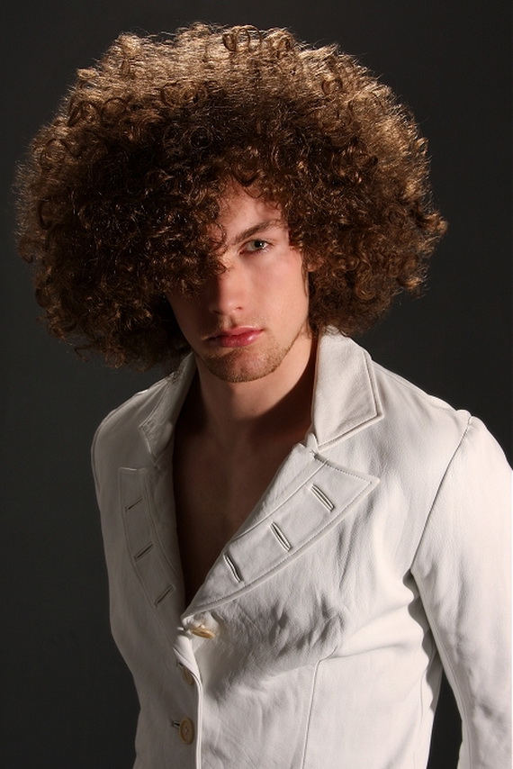 mens-curly-hairstyles-2012_23