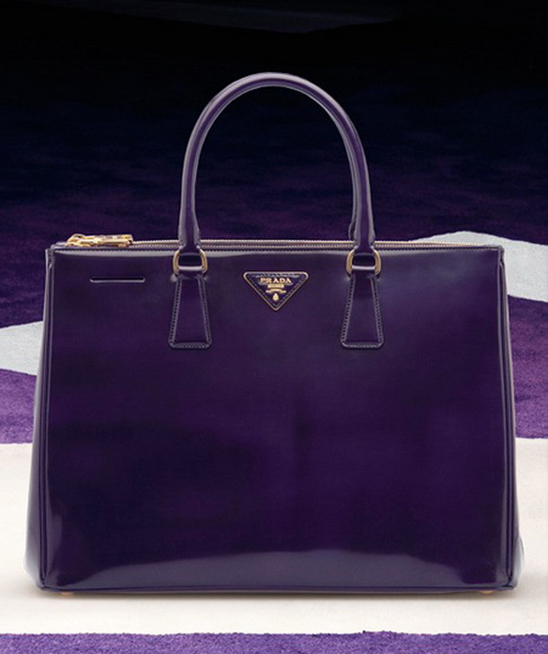 prada-accessories_08