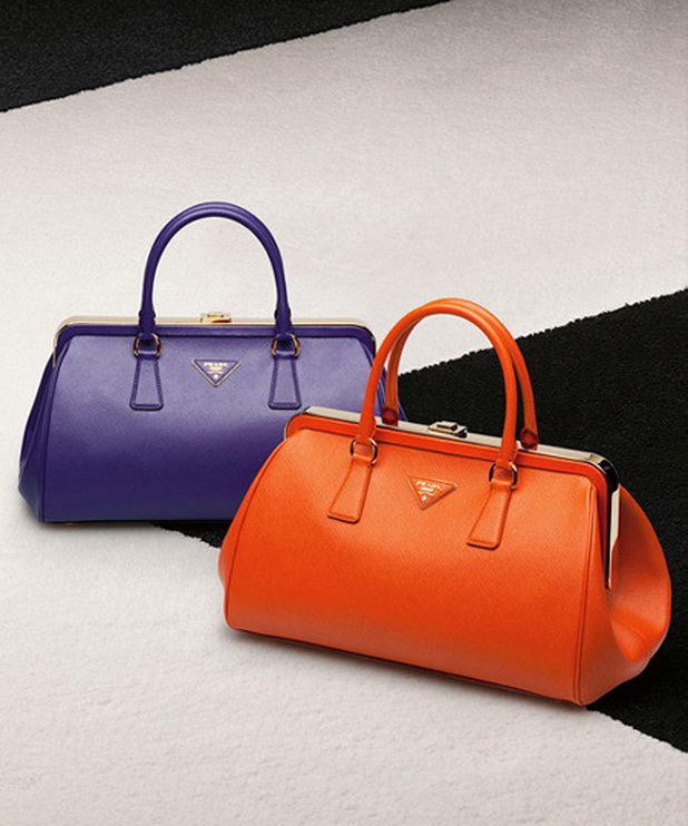 prada-accessories_12