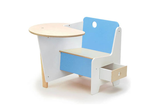 Cool-Kids-desks-for-painting-and-writing-14