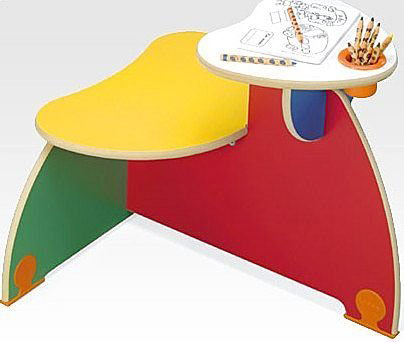 Cool-Kids-desks-for-painting-and-writing-18