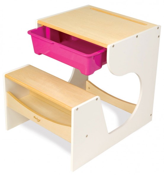 Cool-Kids-desks-for-painting-and-writing-4-554x591