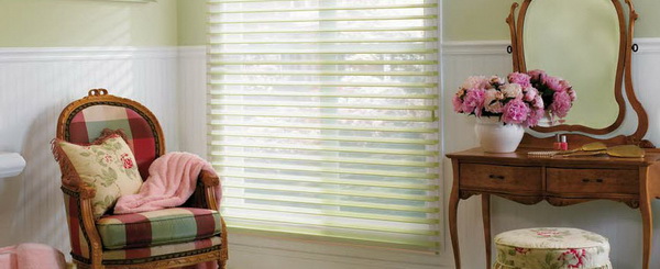 Hunter-Douglas-Bathroom-Window-Treatments_13