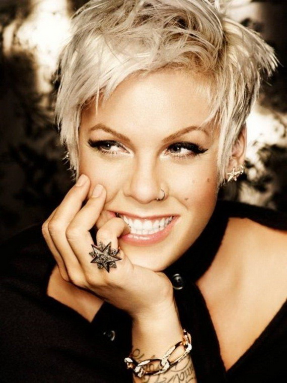 Stacked-Hairstyles-for-women-_13