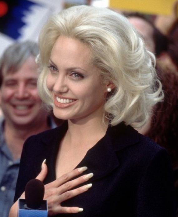 angelina-jolie-hairstyles_11