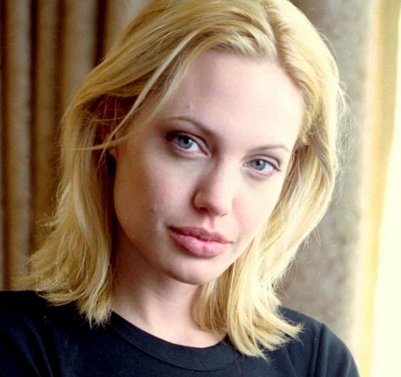angelina-jolie-hairstyles_30