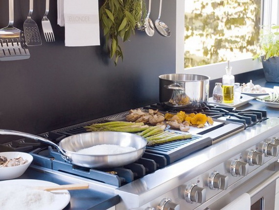 Amazing-Kitchen-and-Dining-Space-Combined-in-a-Contemporary-Design-6