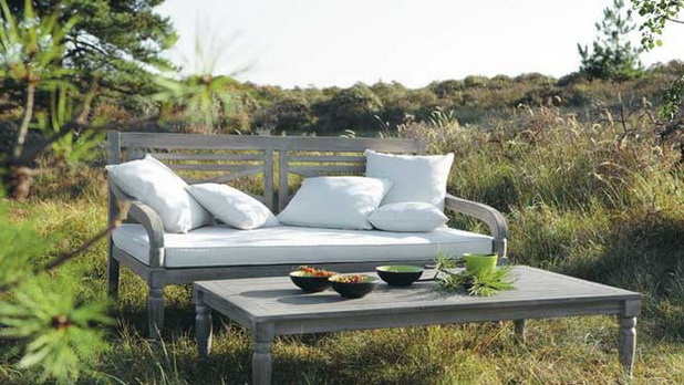 Comfortable-Garden-Furniture-Designs-for-Your-Outdoor-Living-Room_02