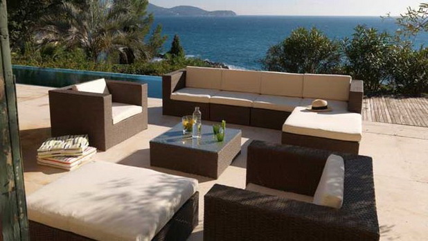 Comfortable-Garden-Furniture-Designs-for-Your-Outdoor-Living-Room_08