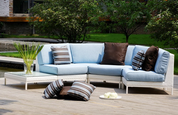 Comfortable-Garden-Furniture-Designs-for-Your-Outdoor-Living-Room_10