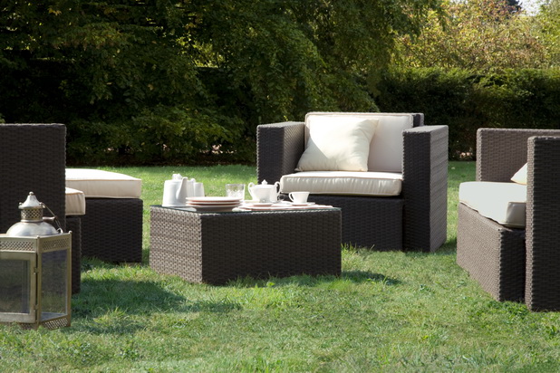 Comfortable-Garden-Furniture-Designs-for-Your-Outdoor-Living-Room_12